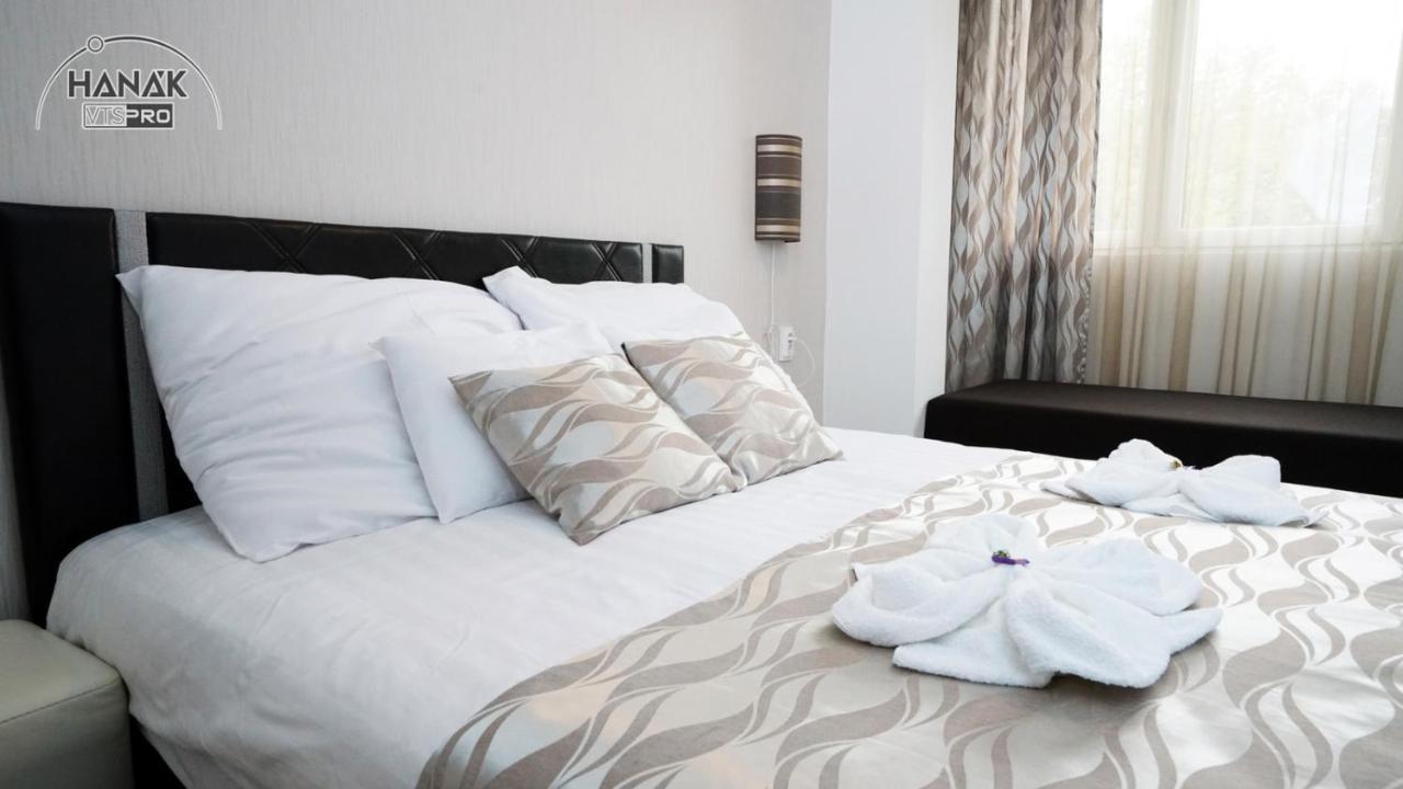 Hotel Irisz Ньиредьхаза Экстерьер фото